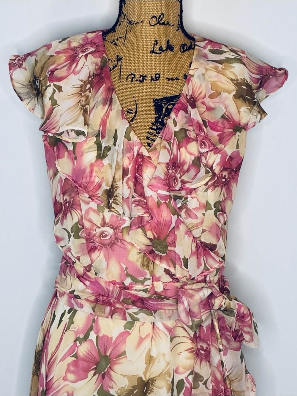 karin stevens Pink and Cream Floral Chiffon Lined Wrap Midi Dress - Picture 3 of 15